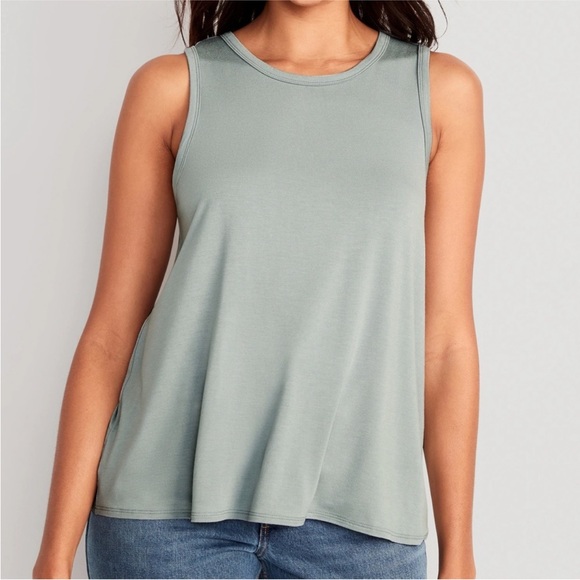 NWT OLD NAVY Luxe Swing Tank Top Color: Silver Sage Size XL - Picture 1 of 10